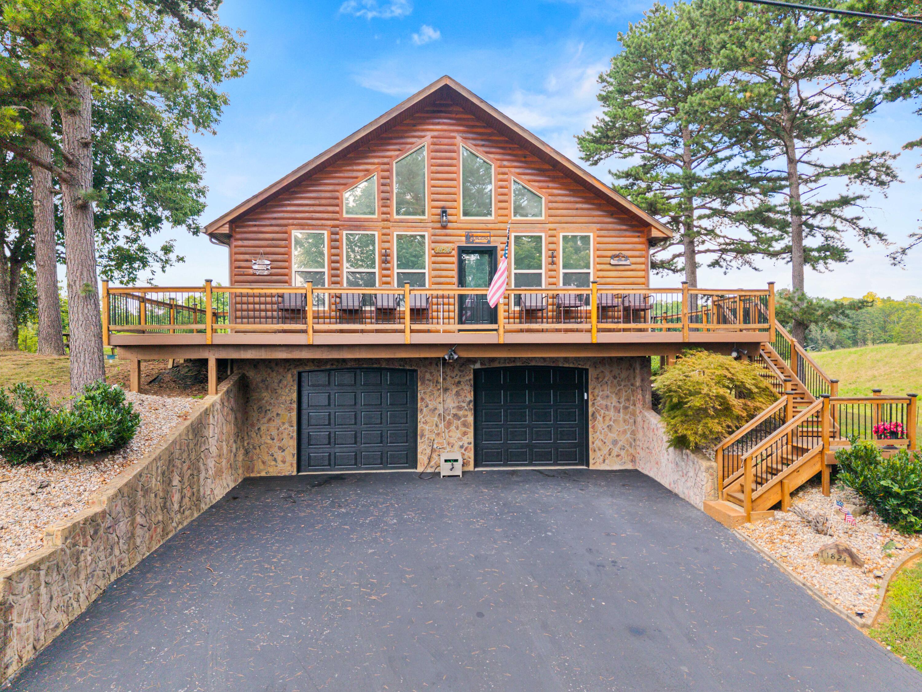 1824 Bridge Hollow Road
