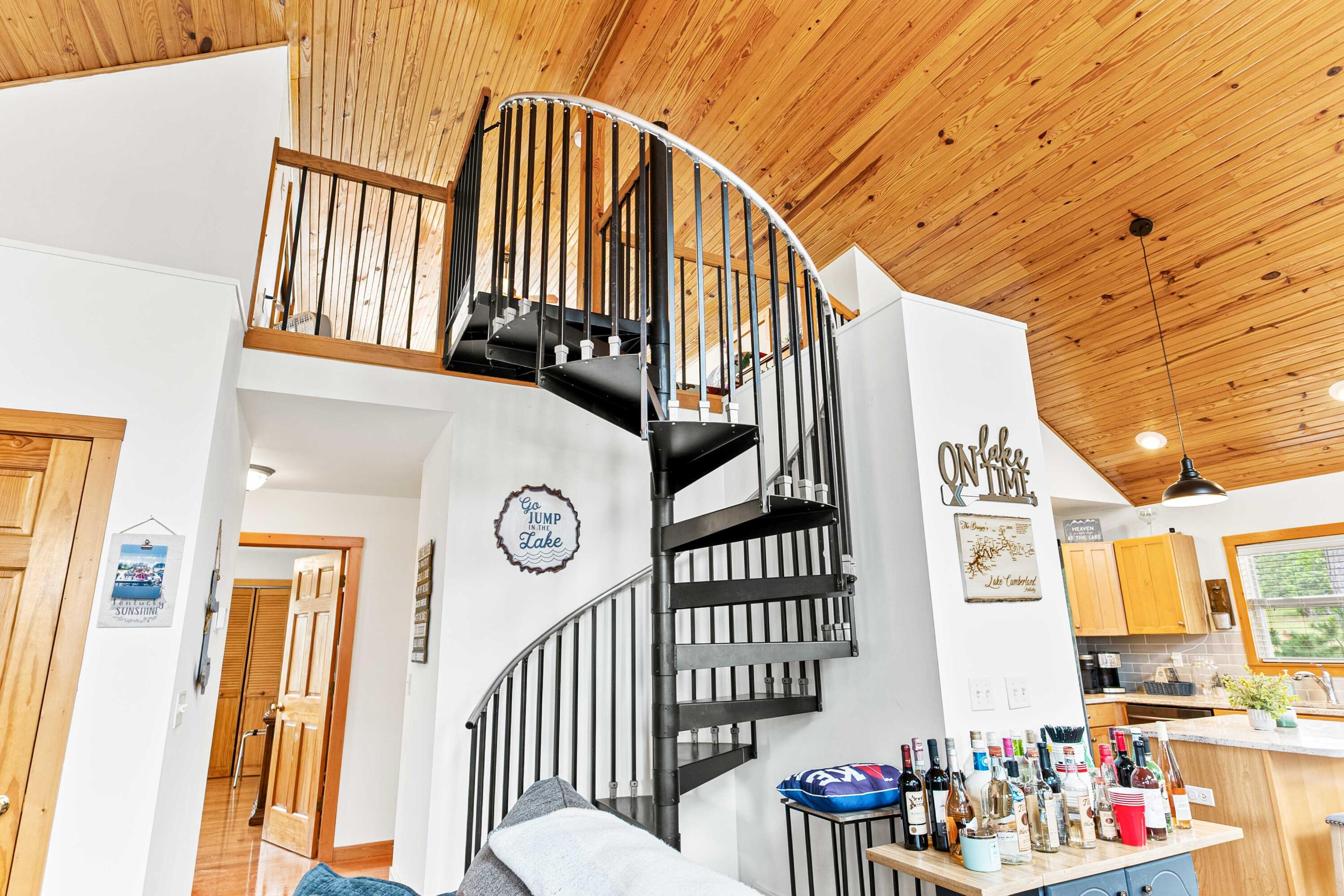 1824 Bridge Hollow Road
