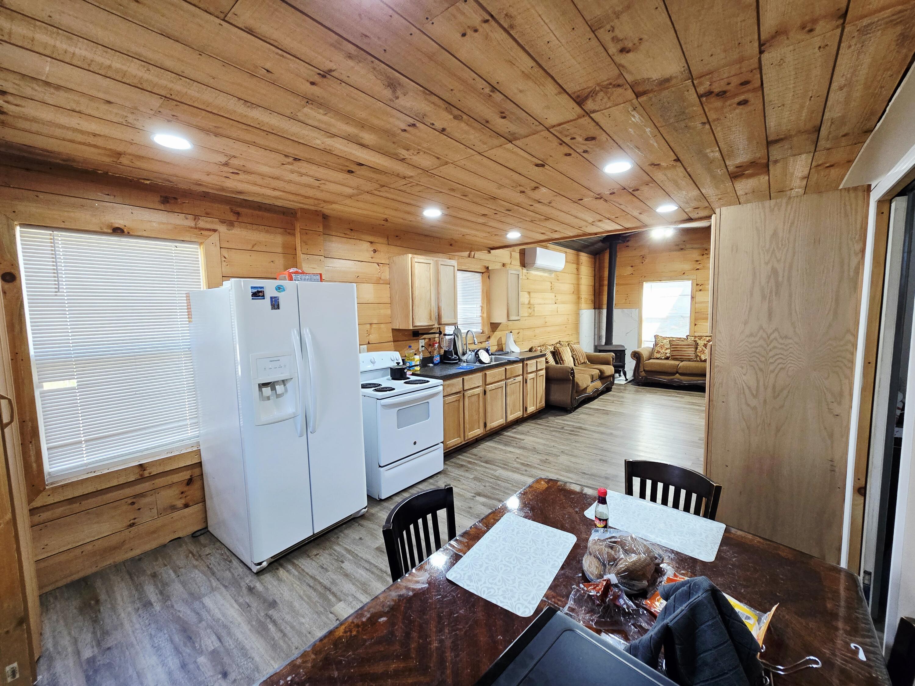 5488 Reese Hurt Road