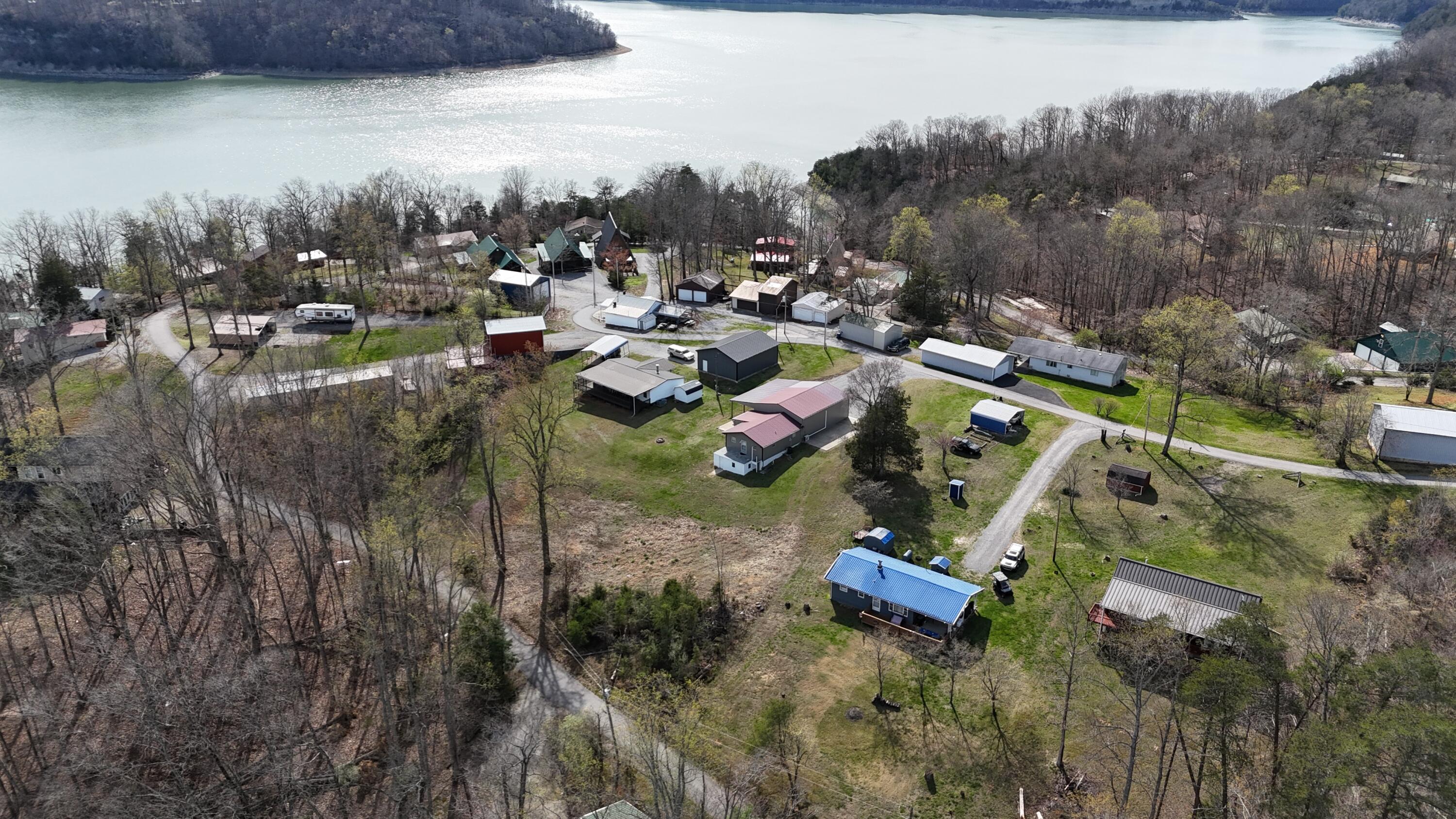 150 Lakeview Circle