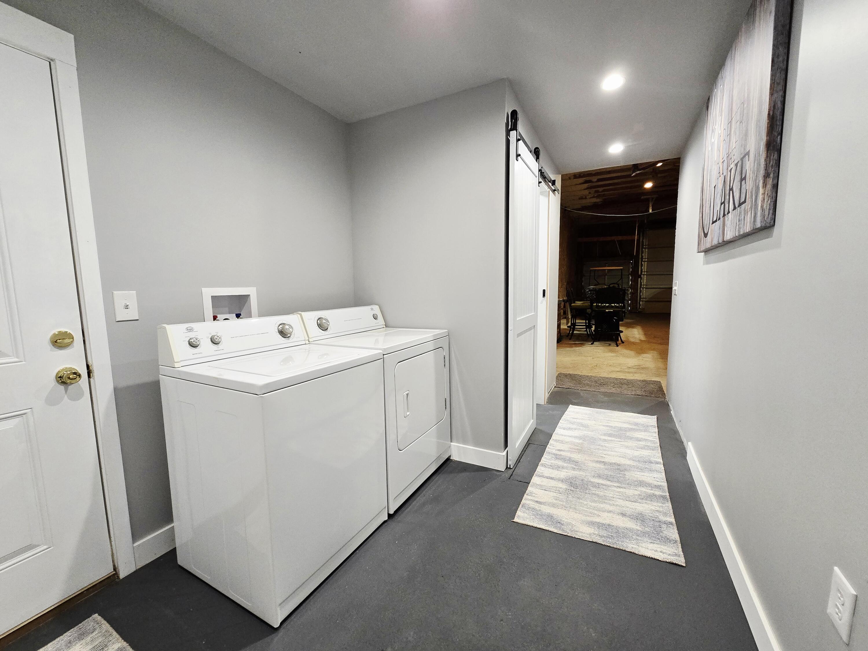 150 Lakeview Circle
