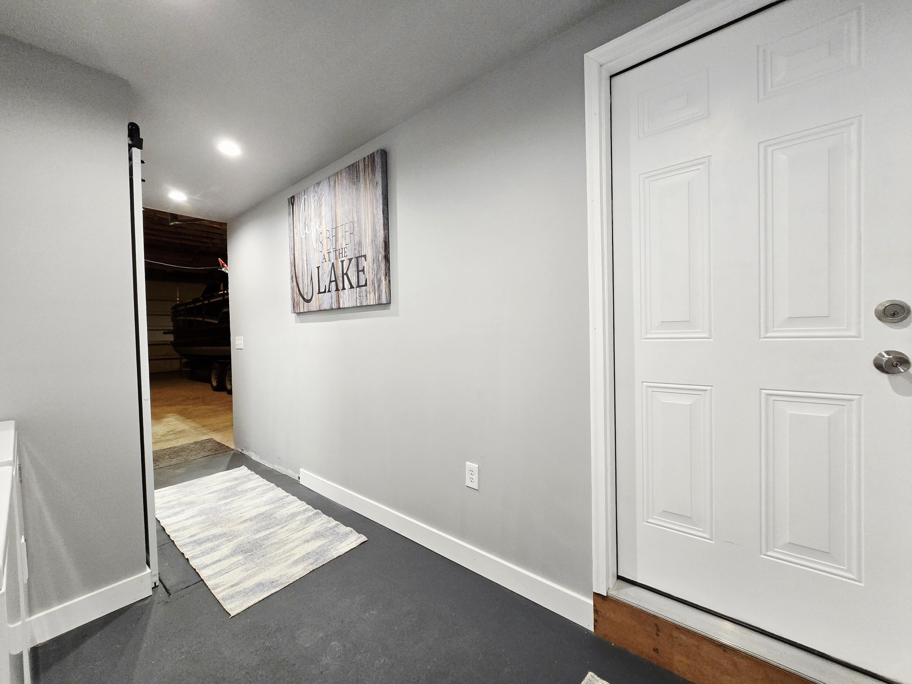 150 Lakeview Circle