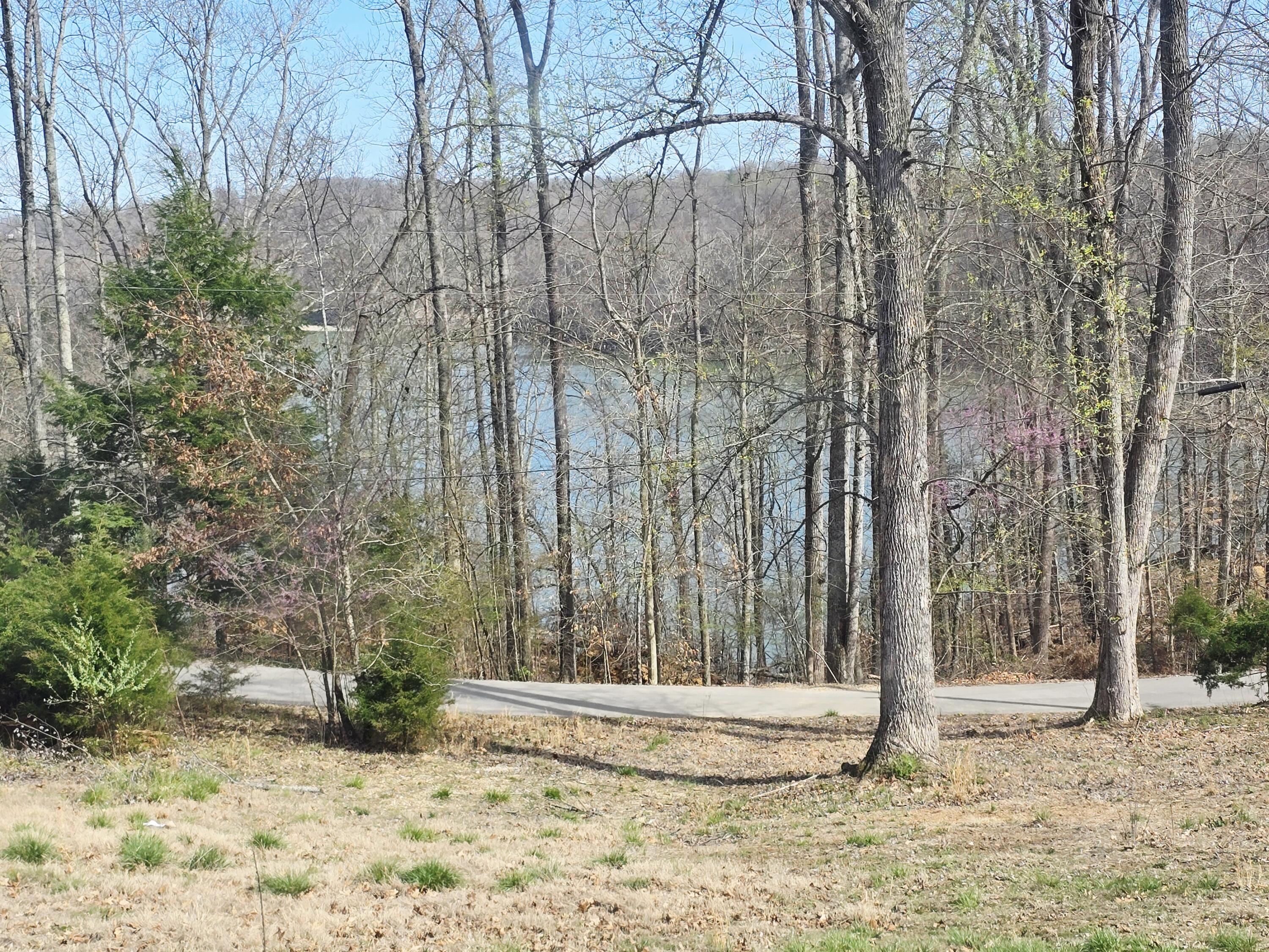 150 Lakeview Circle