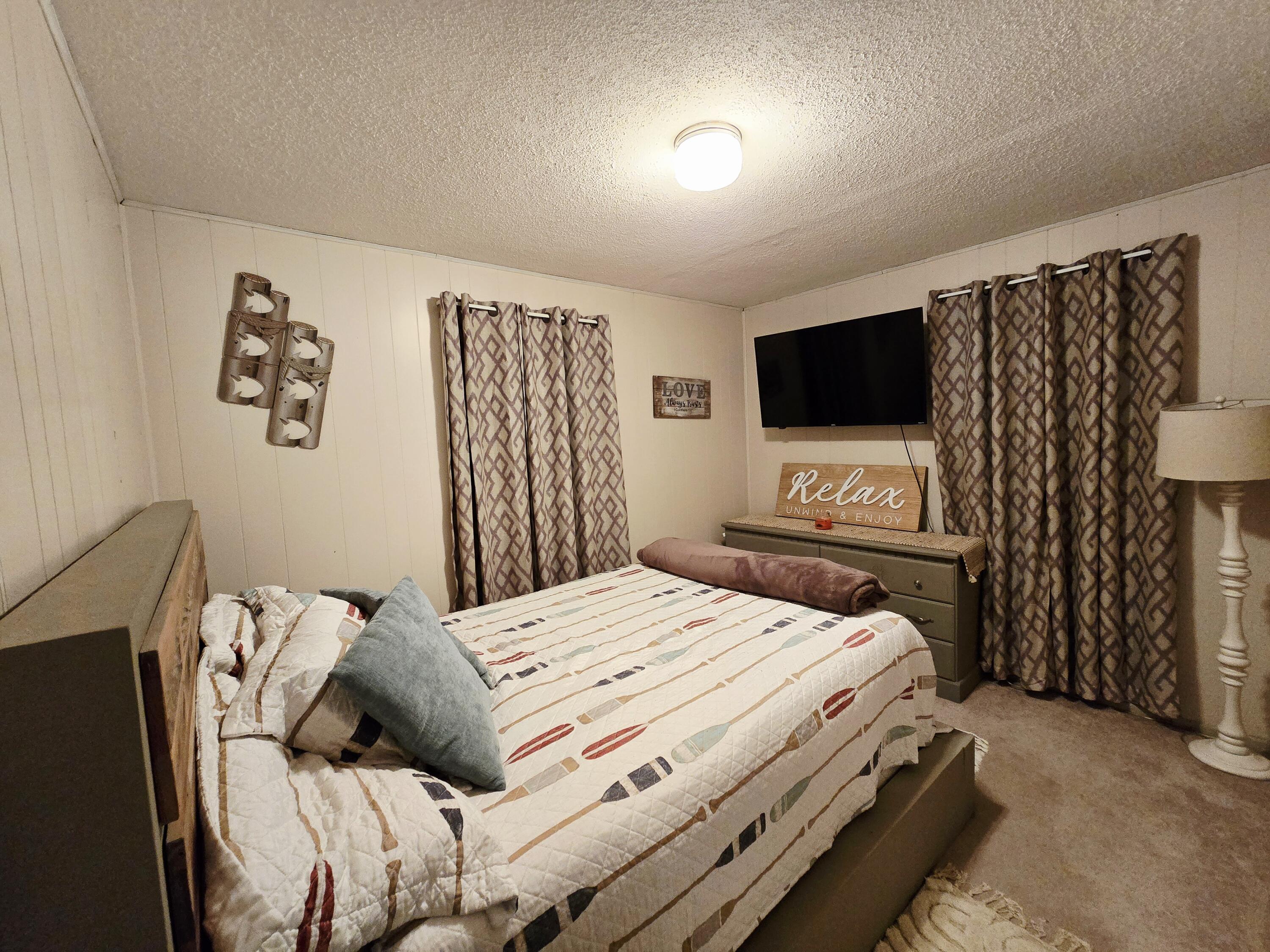 150 Lakeview Circle