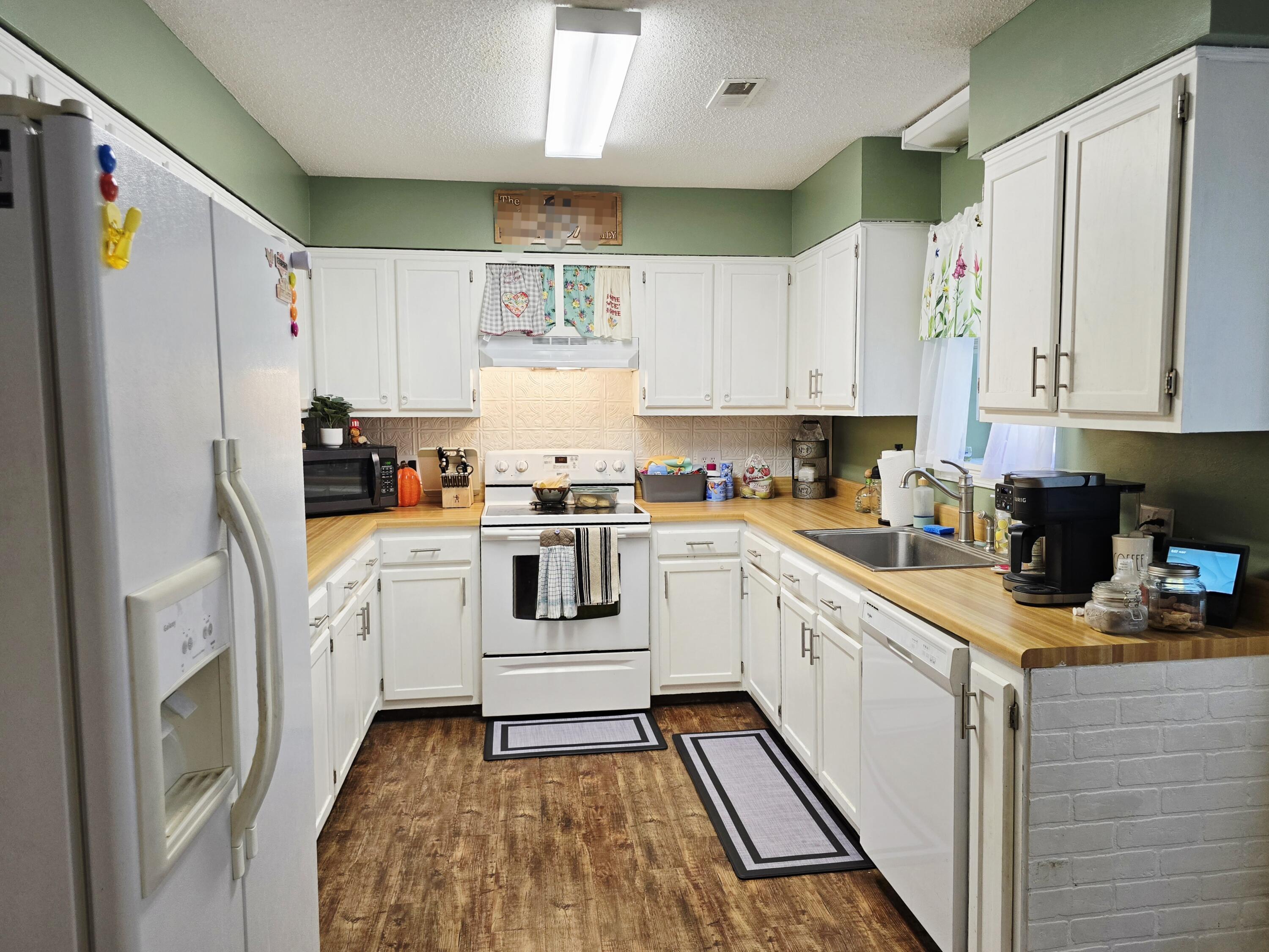 728 Jackson Road