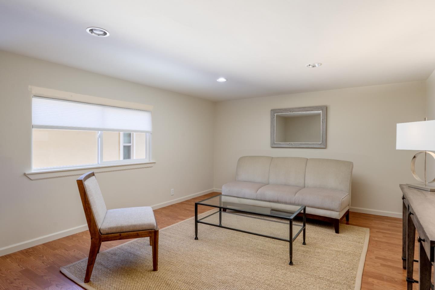 1580 Irving AVE