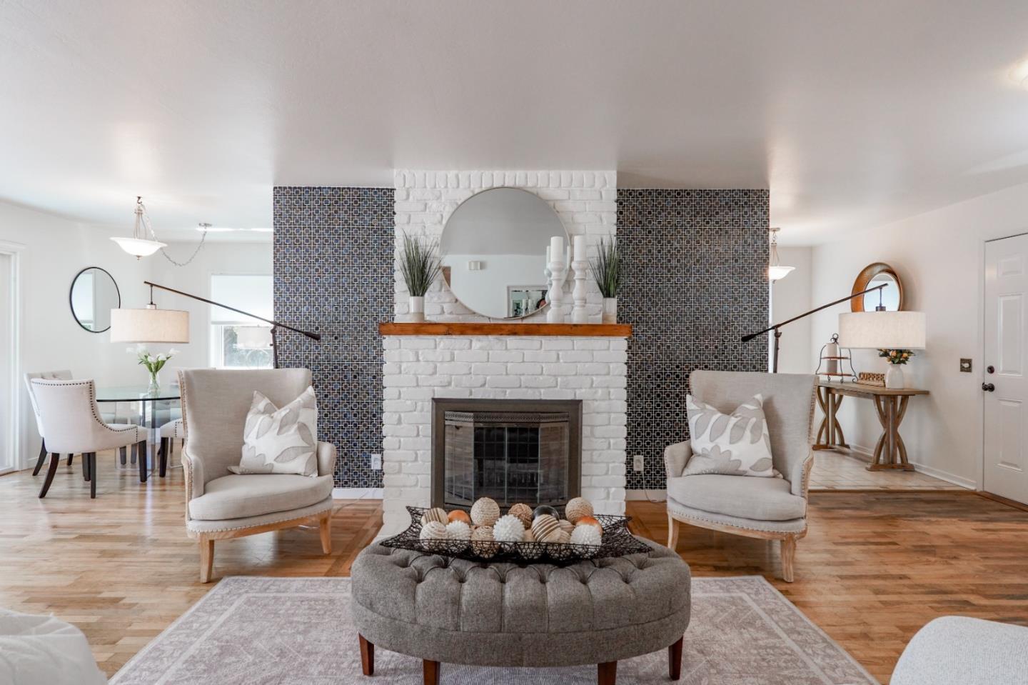 25240 Highway 1