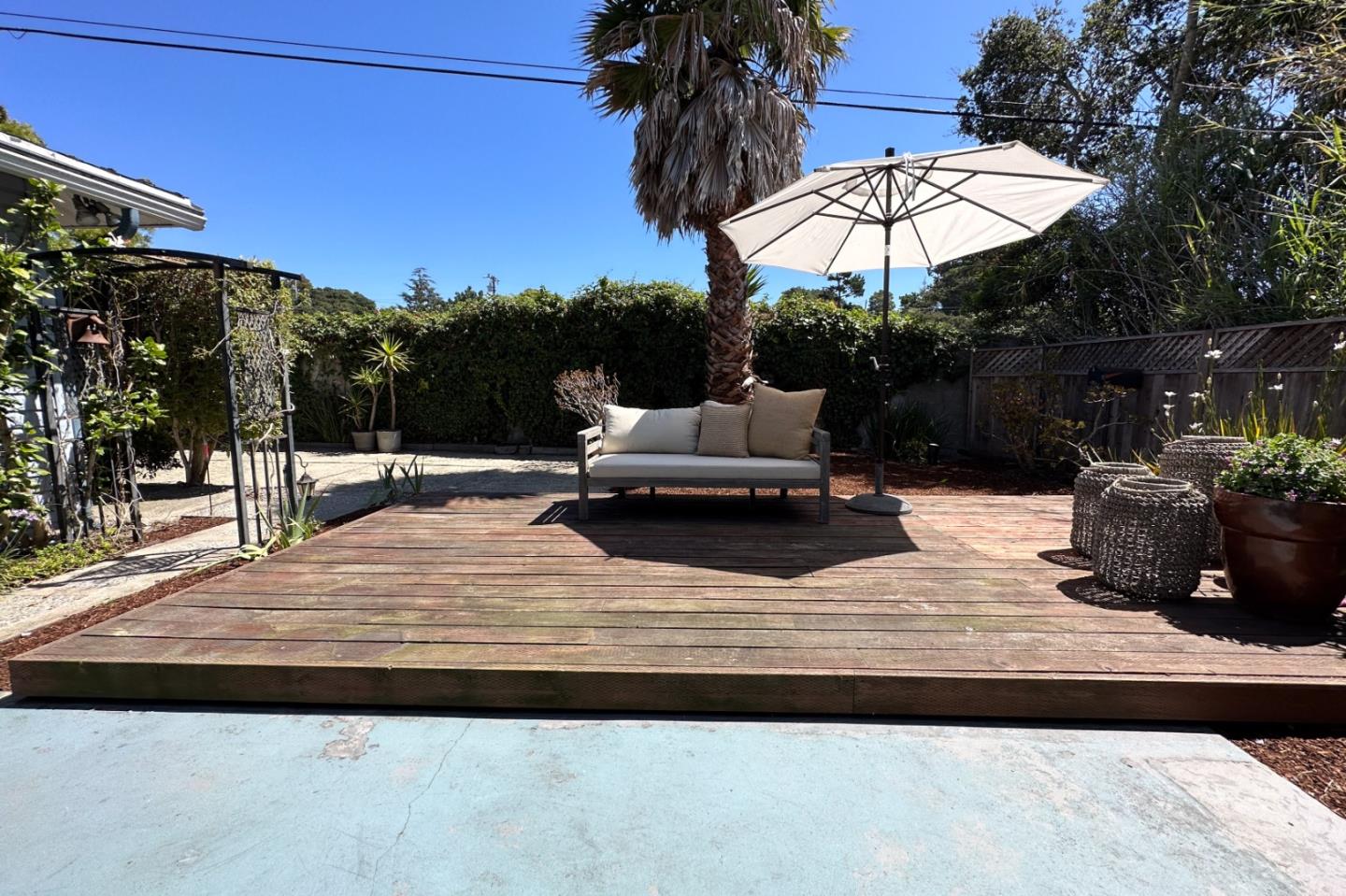 25240 Highway 1