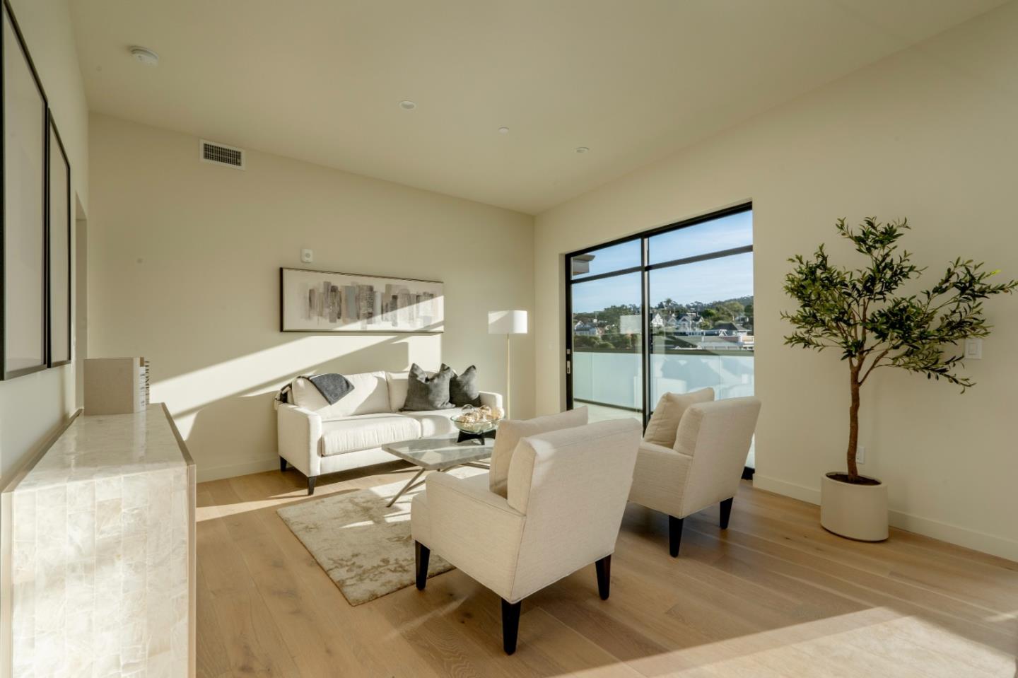 520 Lighthouse AVE 303