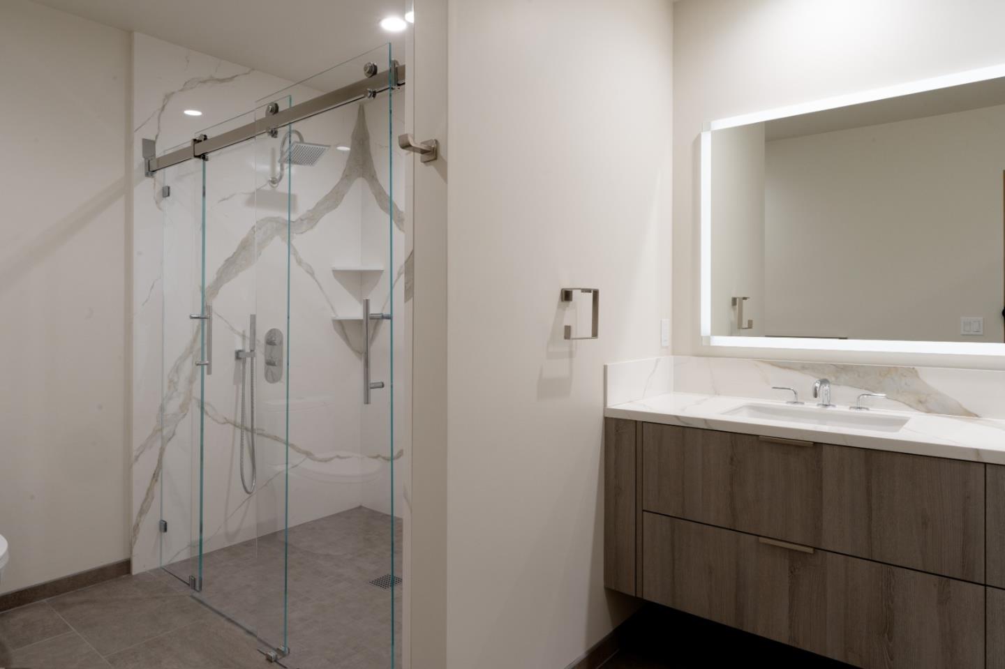 520 Lighthouse AVE 303