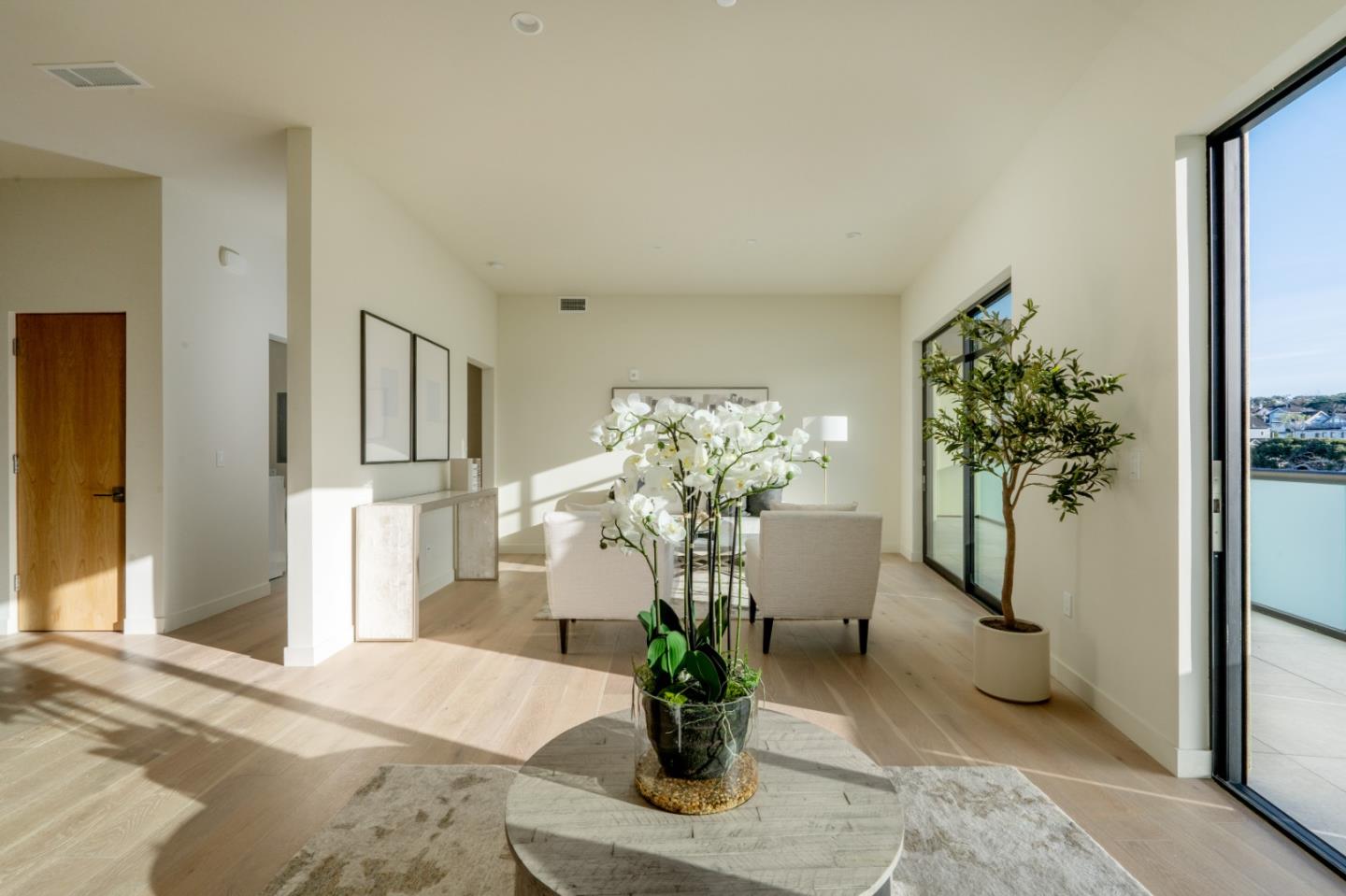 520 Lighthouse AVE 303