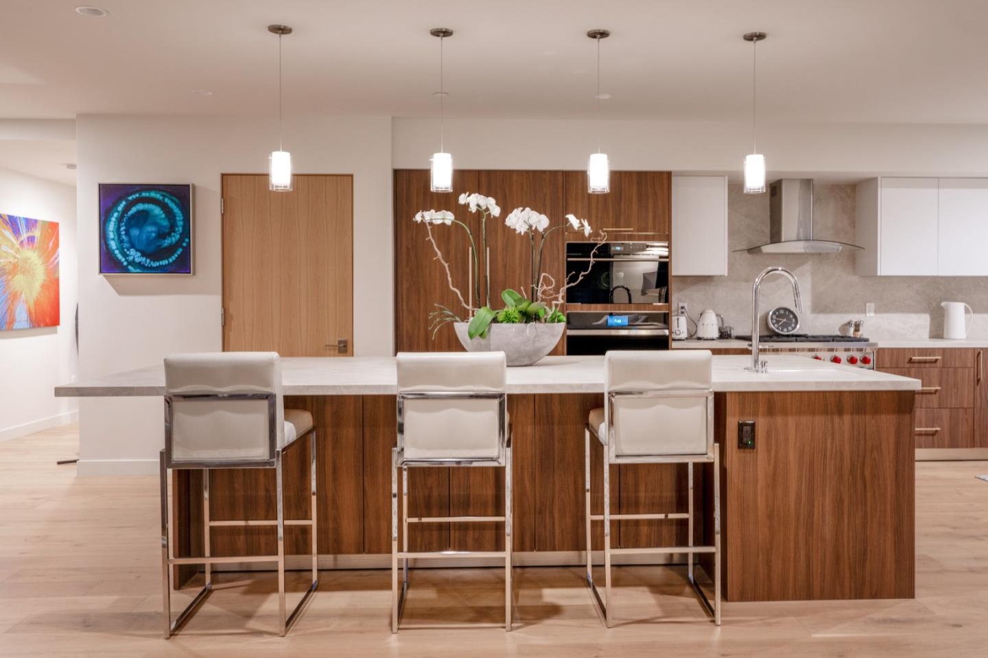 520 Lighthouse AVE 204