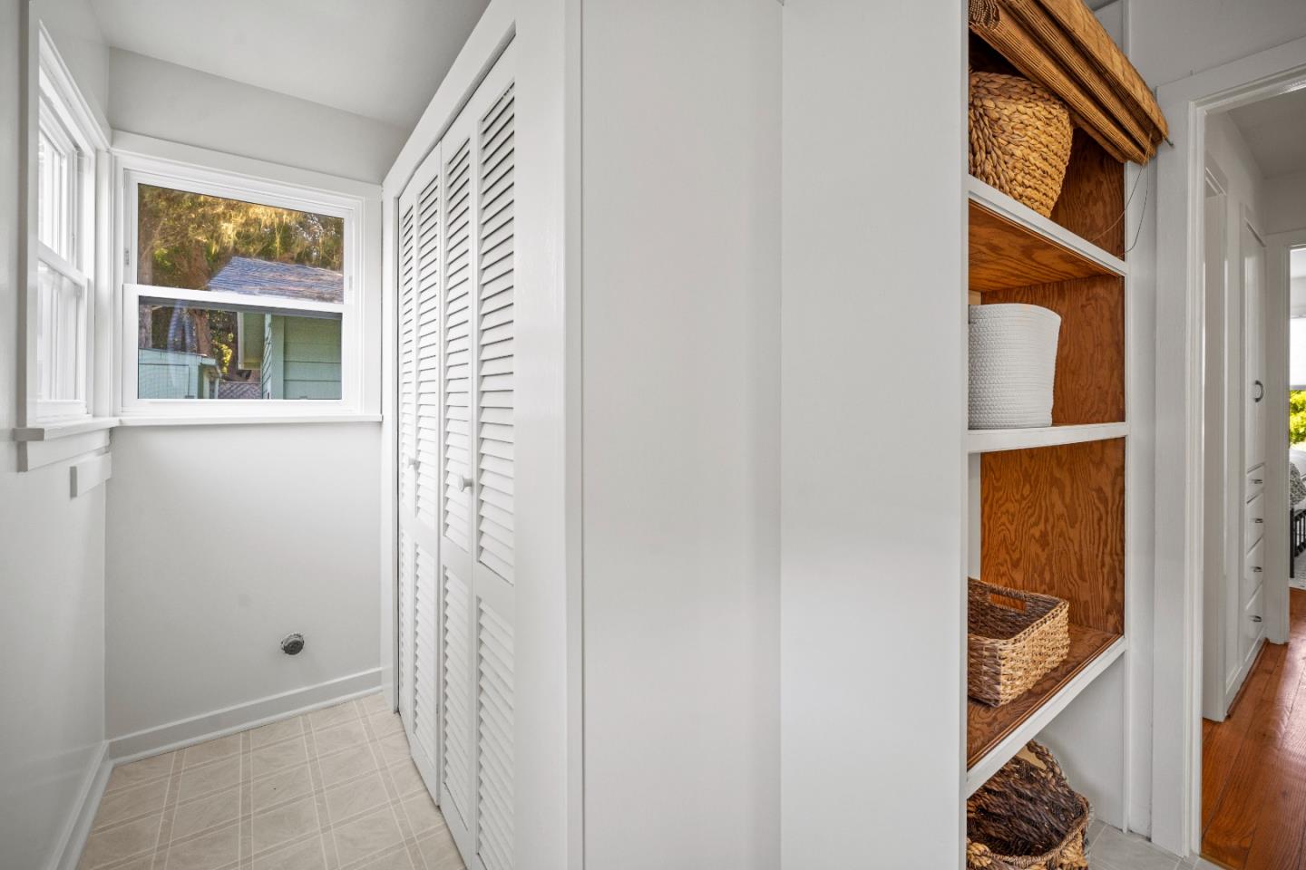 209 & 211 Crocker AVE