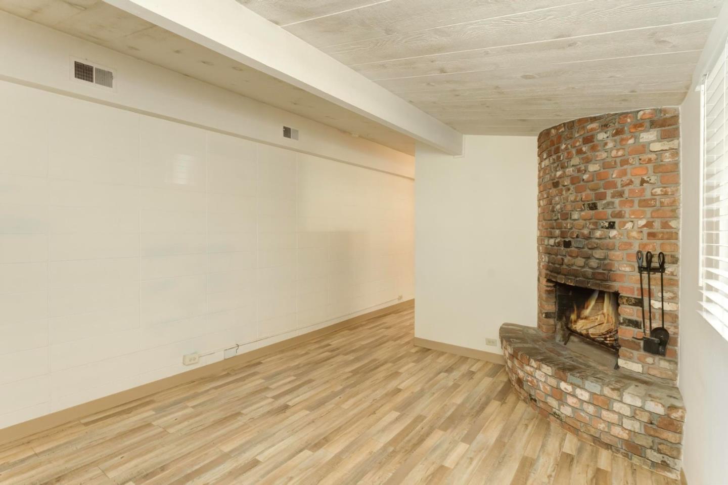 411 7th Street