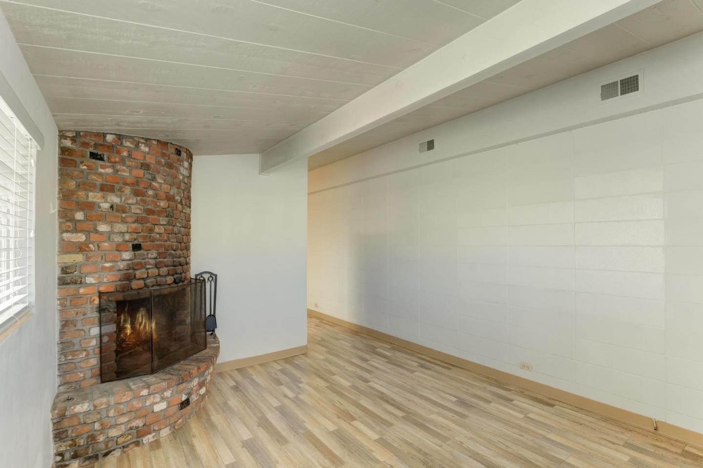 411 7th Street