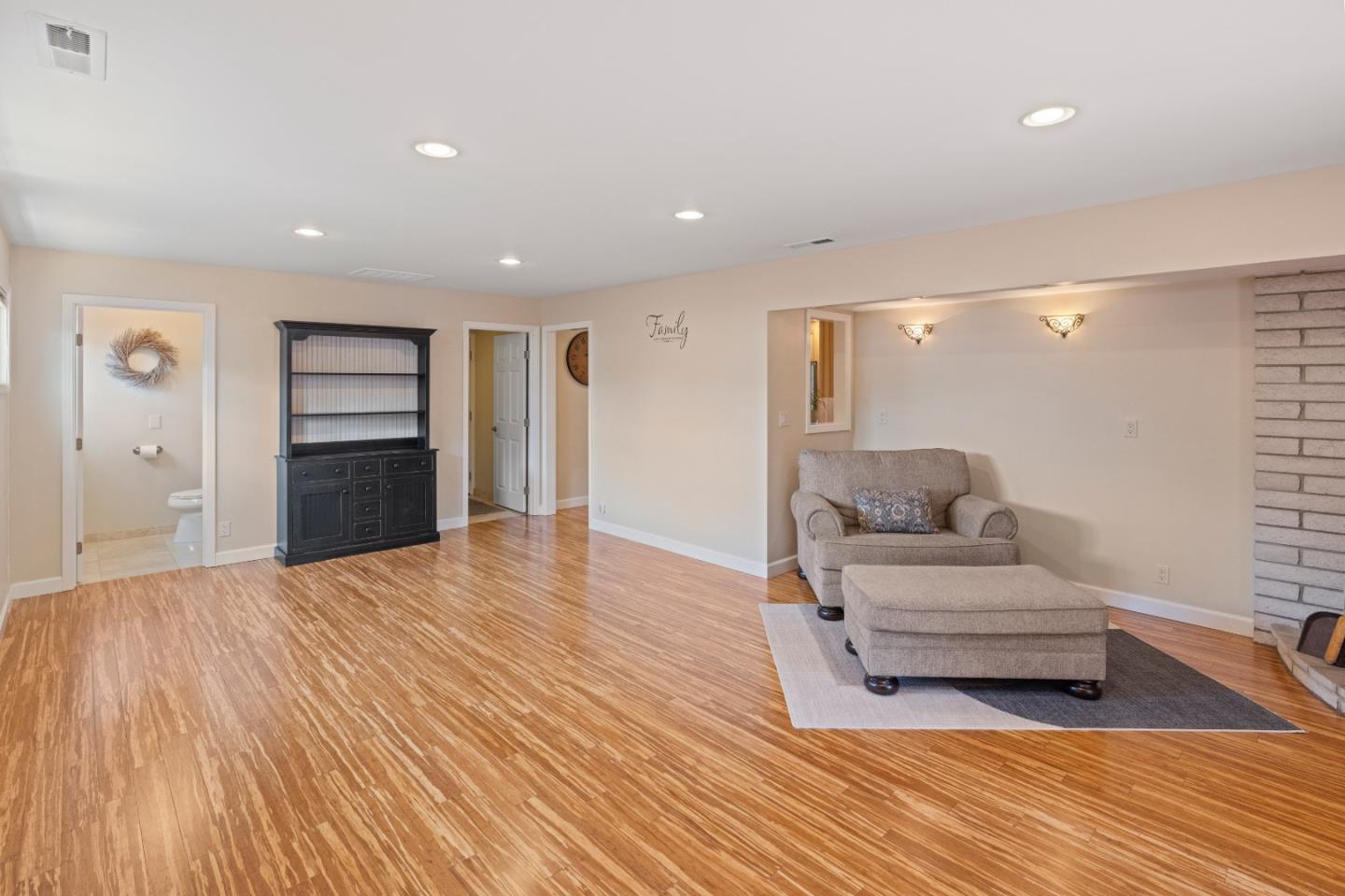 10 Boronda Way