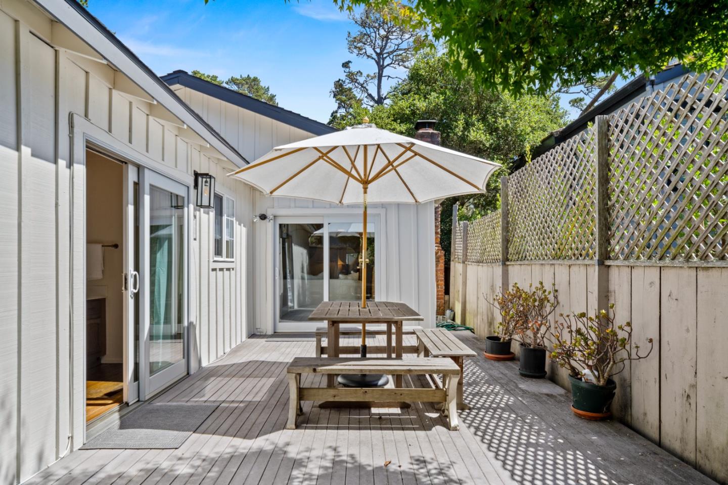 SW Crespi at Mountain View Avenue