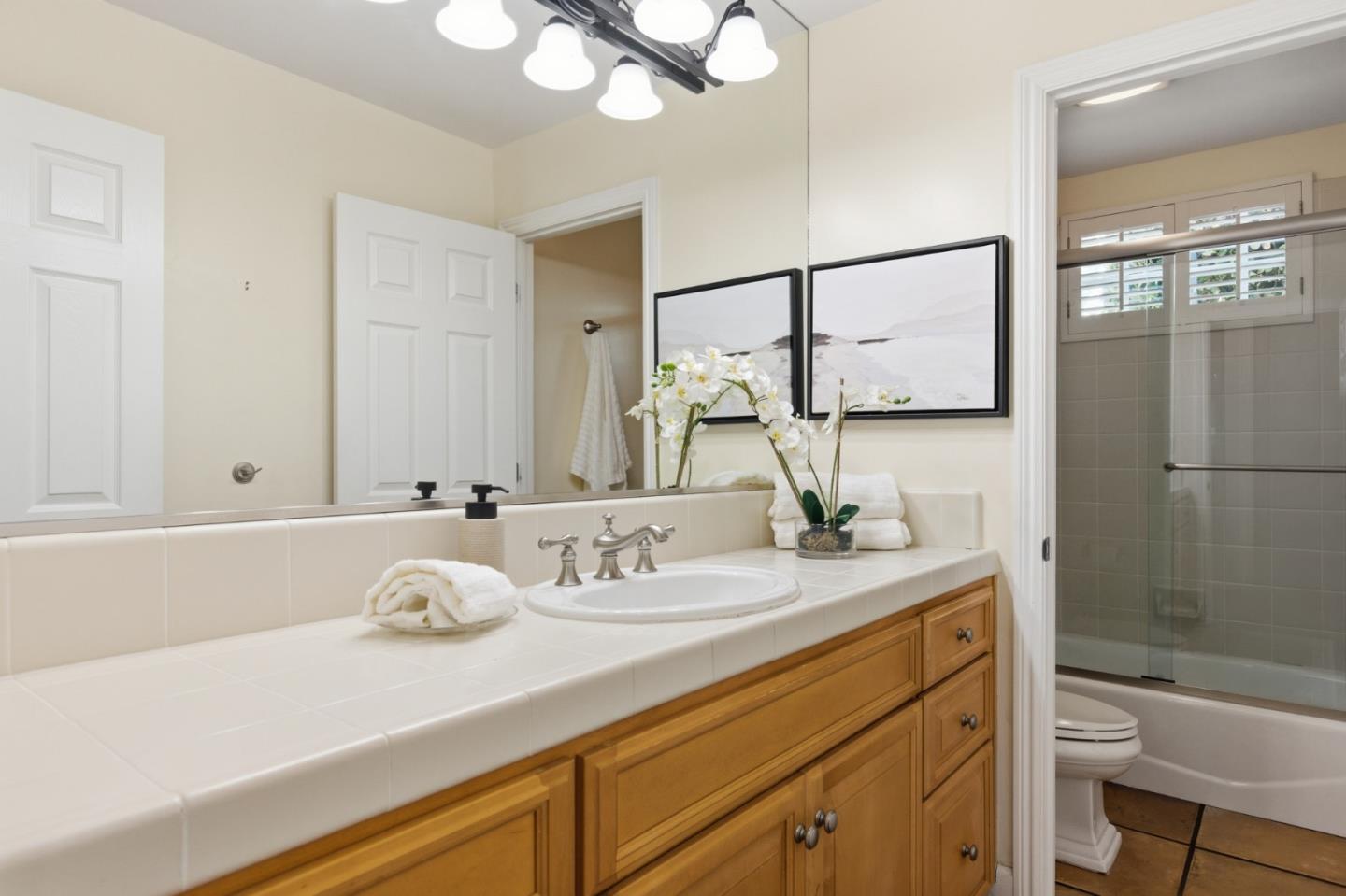 214 Mirasol Way