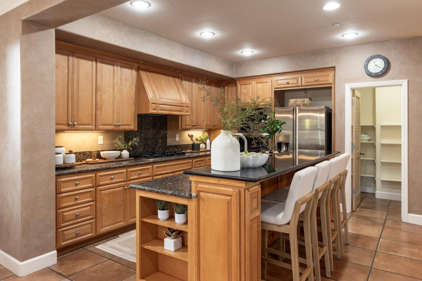 214 Mirasol Way