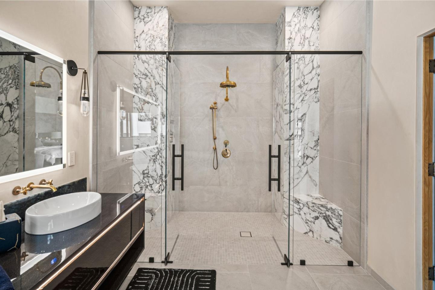 520 Lighthouse Avenue 301