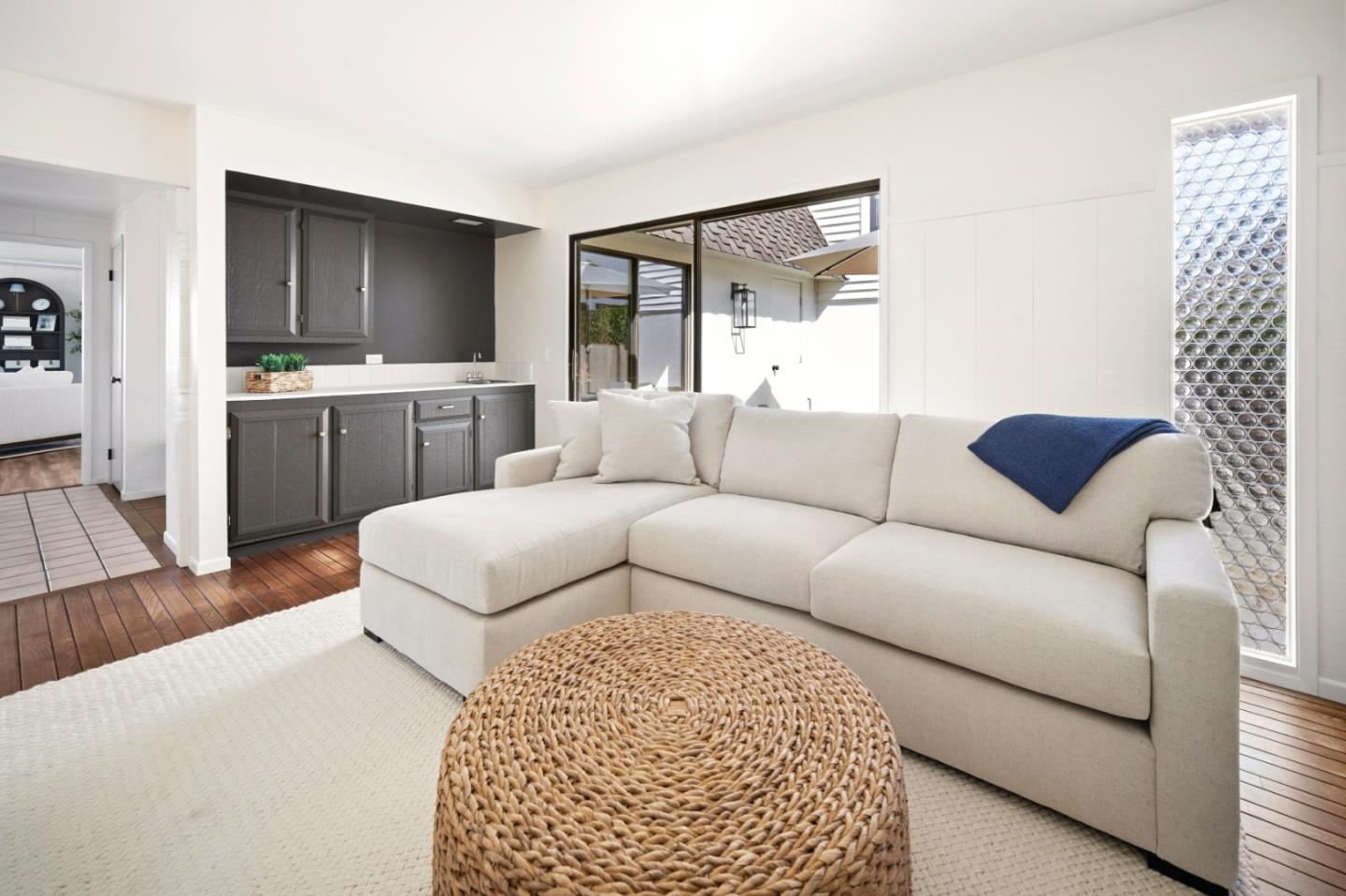 25 Coral Street