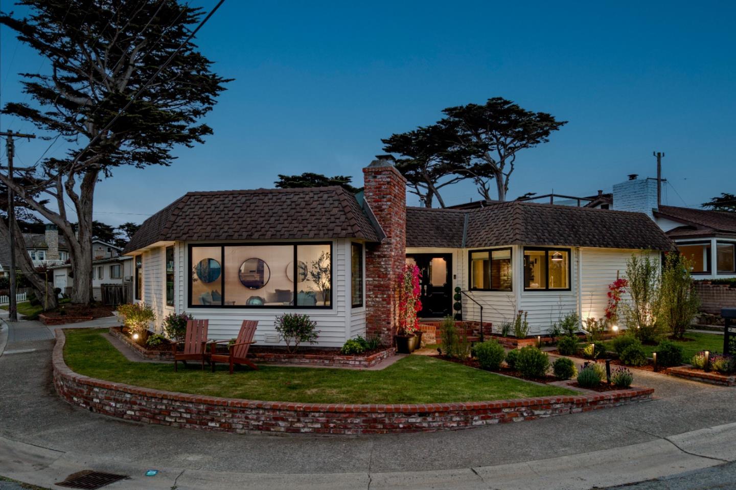 25 Coral Street