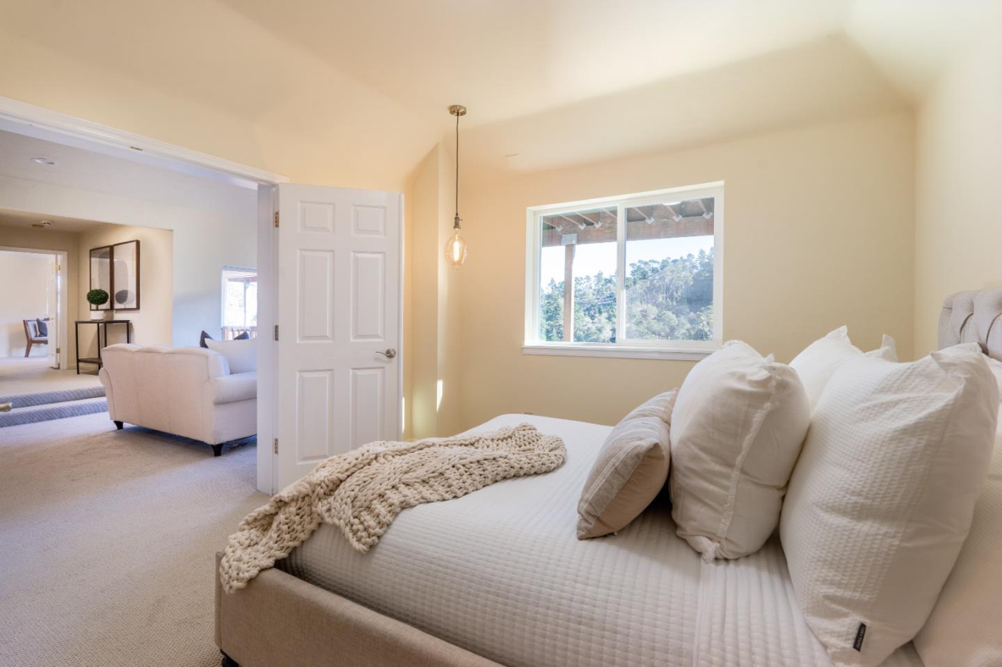 25 Cielo Vista DR