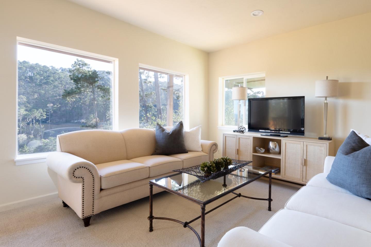 25 Cielo Vista DR