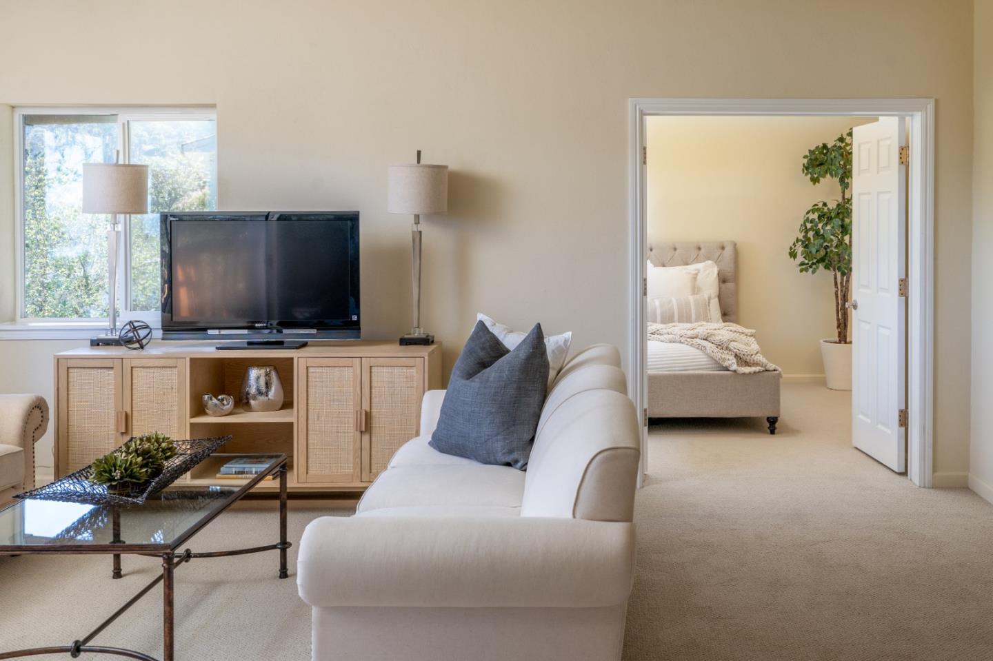 25 Cielo Vista DR