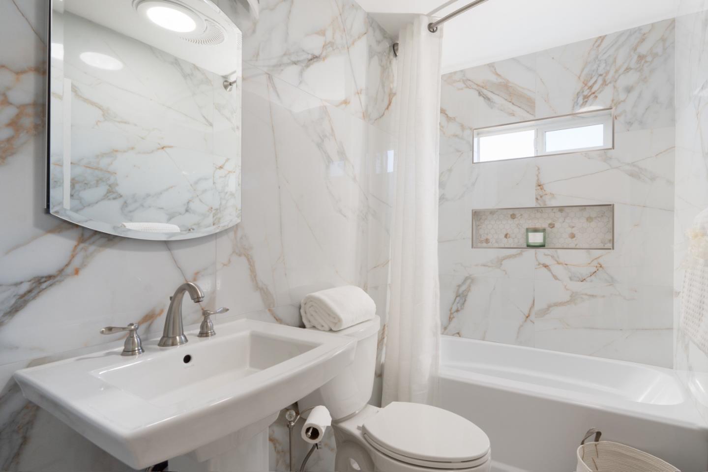 25 Cielo Vista DR
