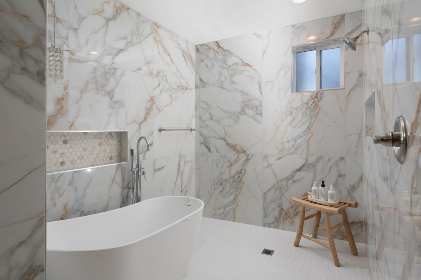 25 Cielo Vista DR