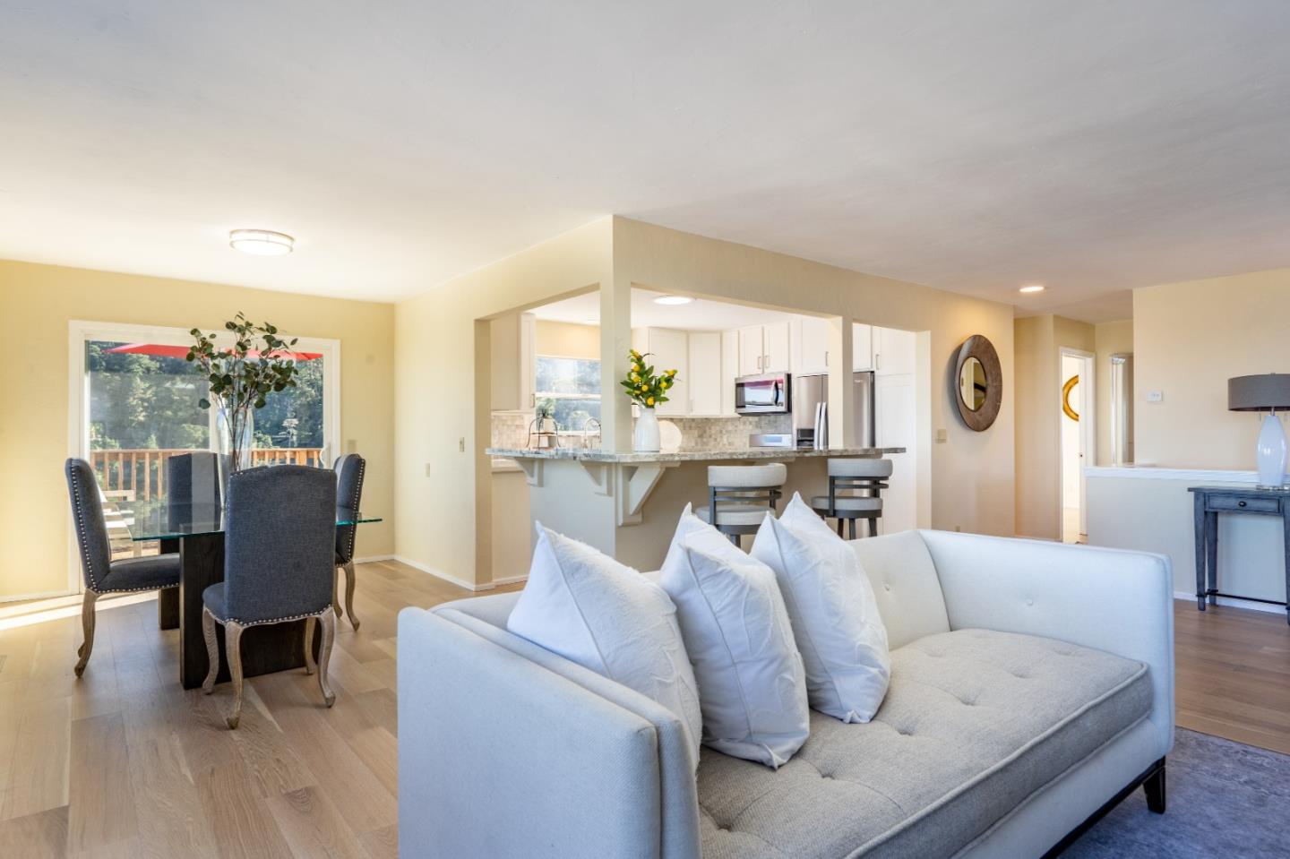 25 Cielo Vista DR