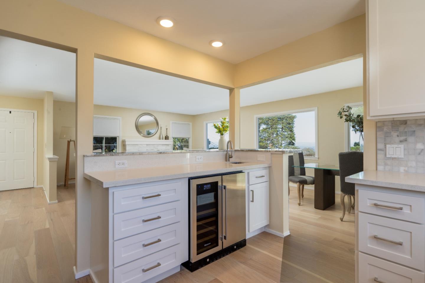 25 Cielo Vista DR