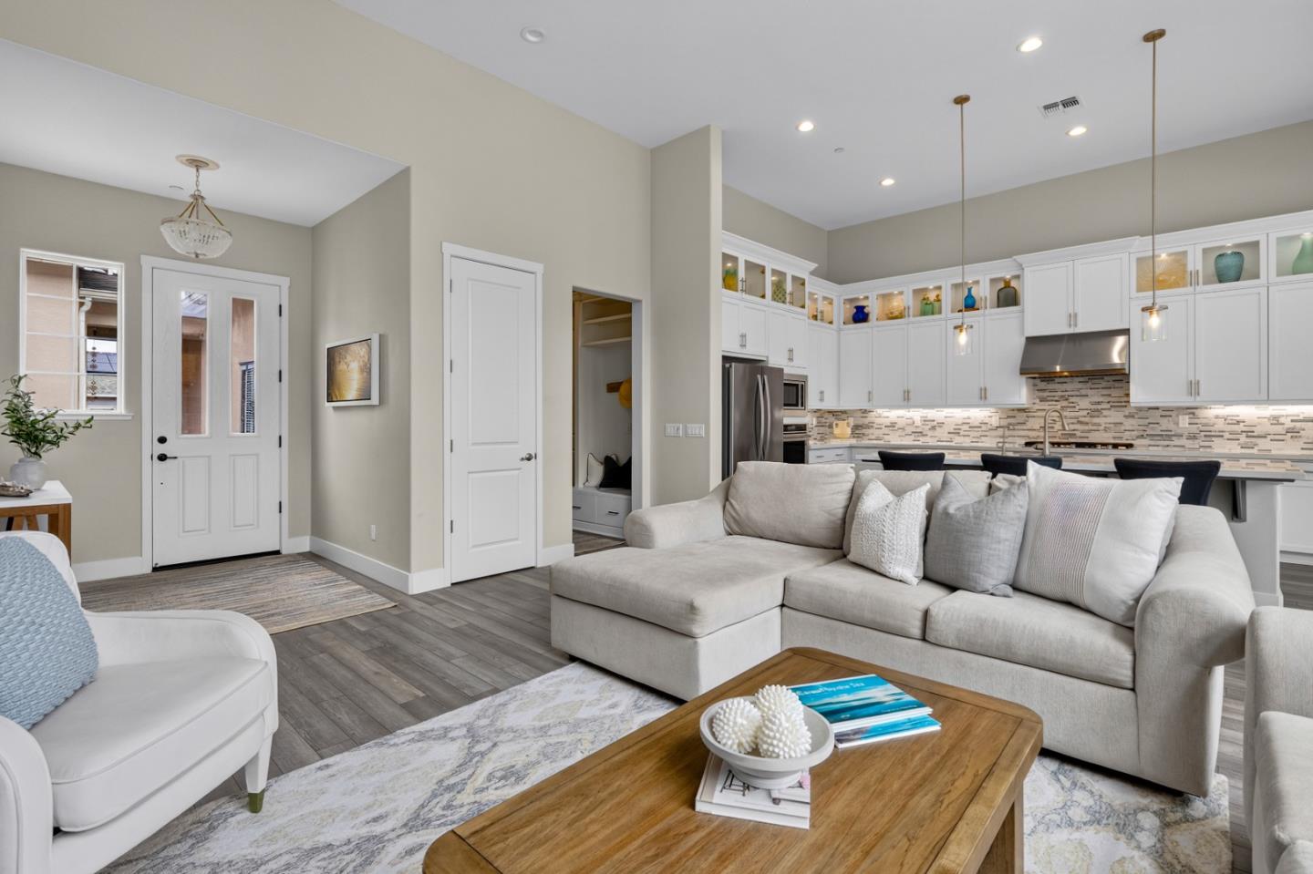 478 Mckinley DR