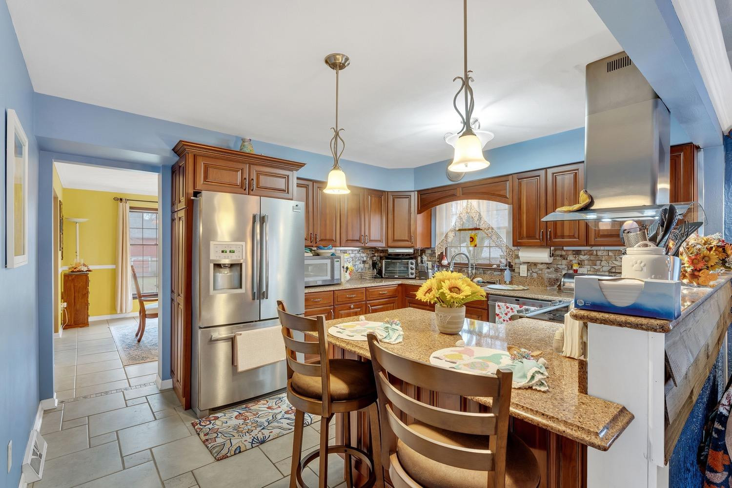 520 N County Line Road