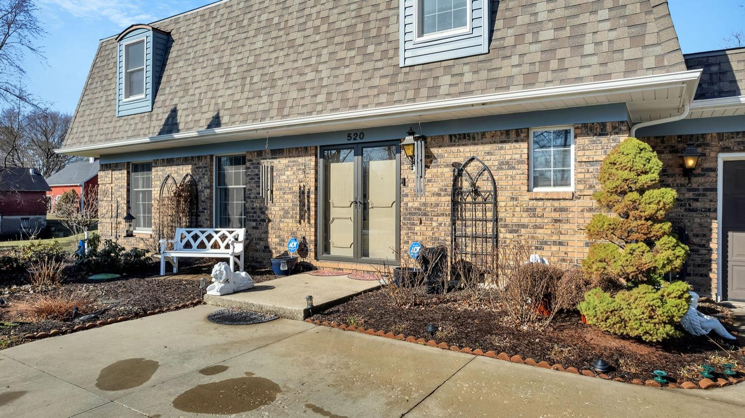 520 N County Line Road
