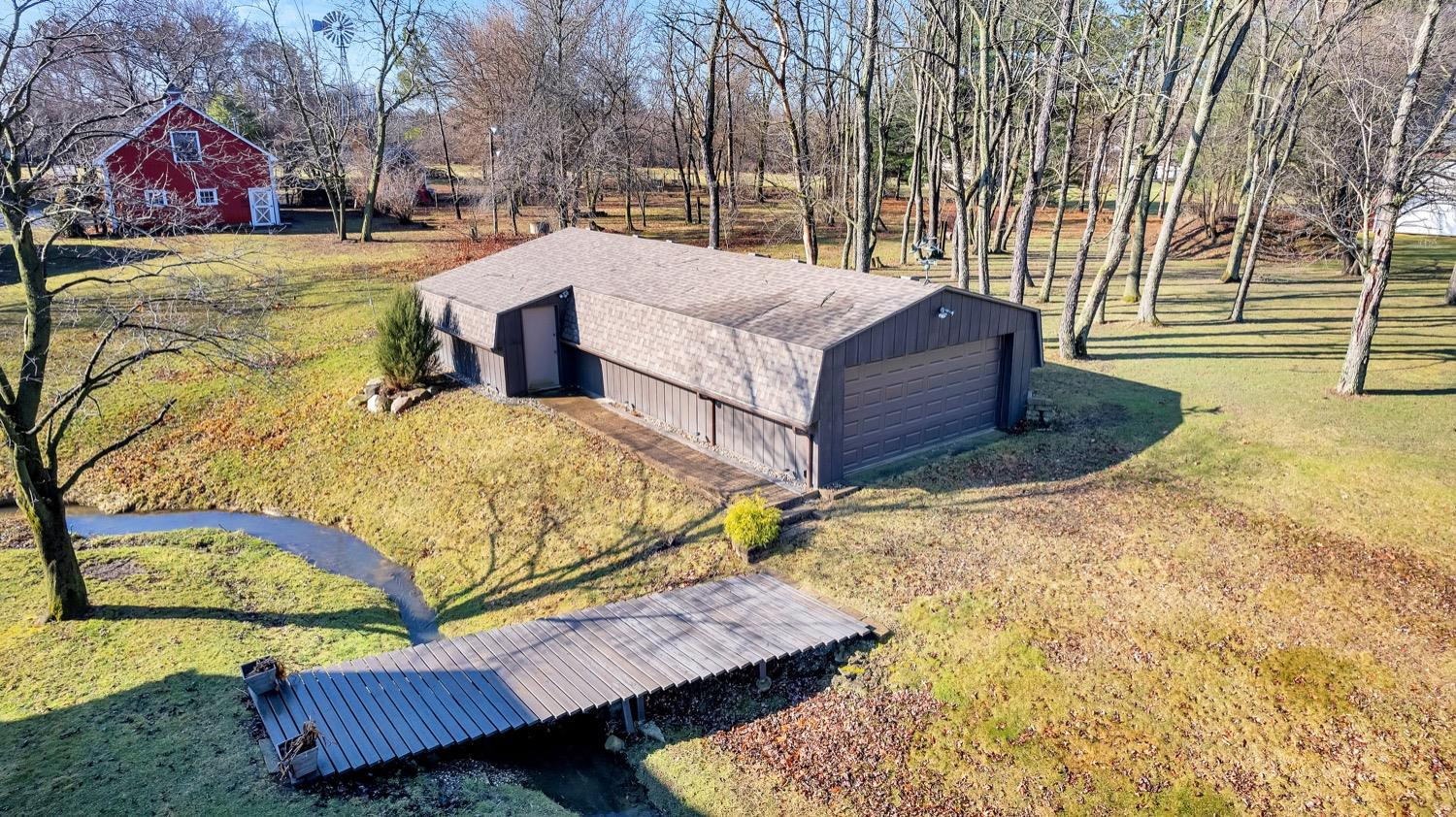 520 N County Line Road