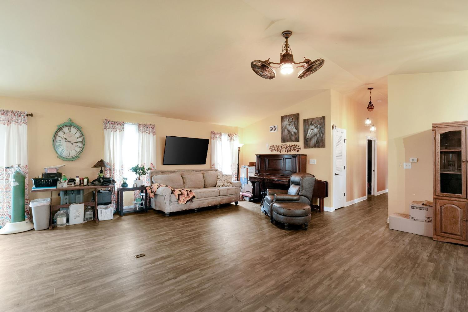 10380 N COUNTY ROAD 1100 W