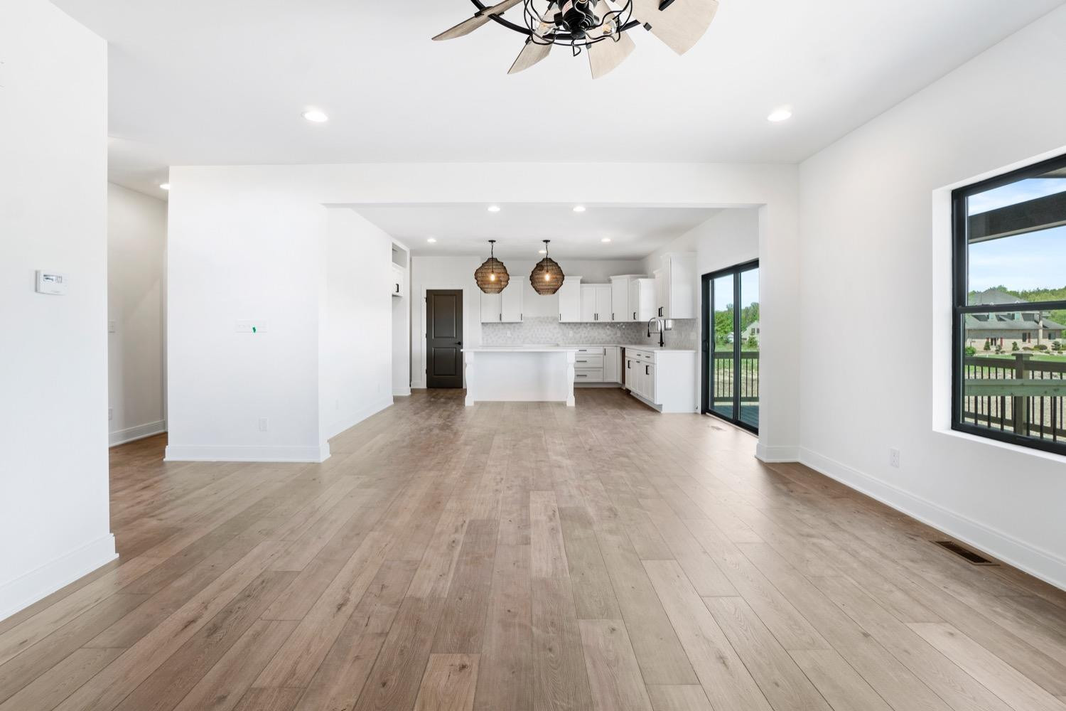9825 Beacon Pointe Lane