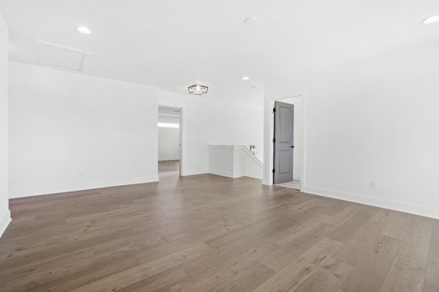 9805 Beacon pointe Lane
