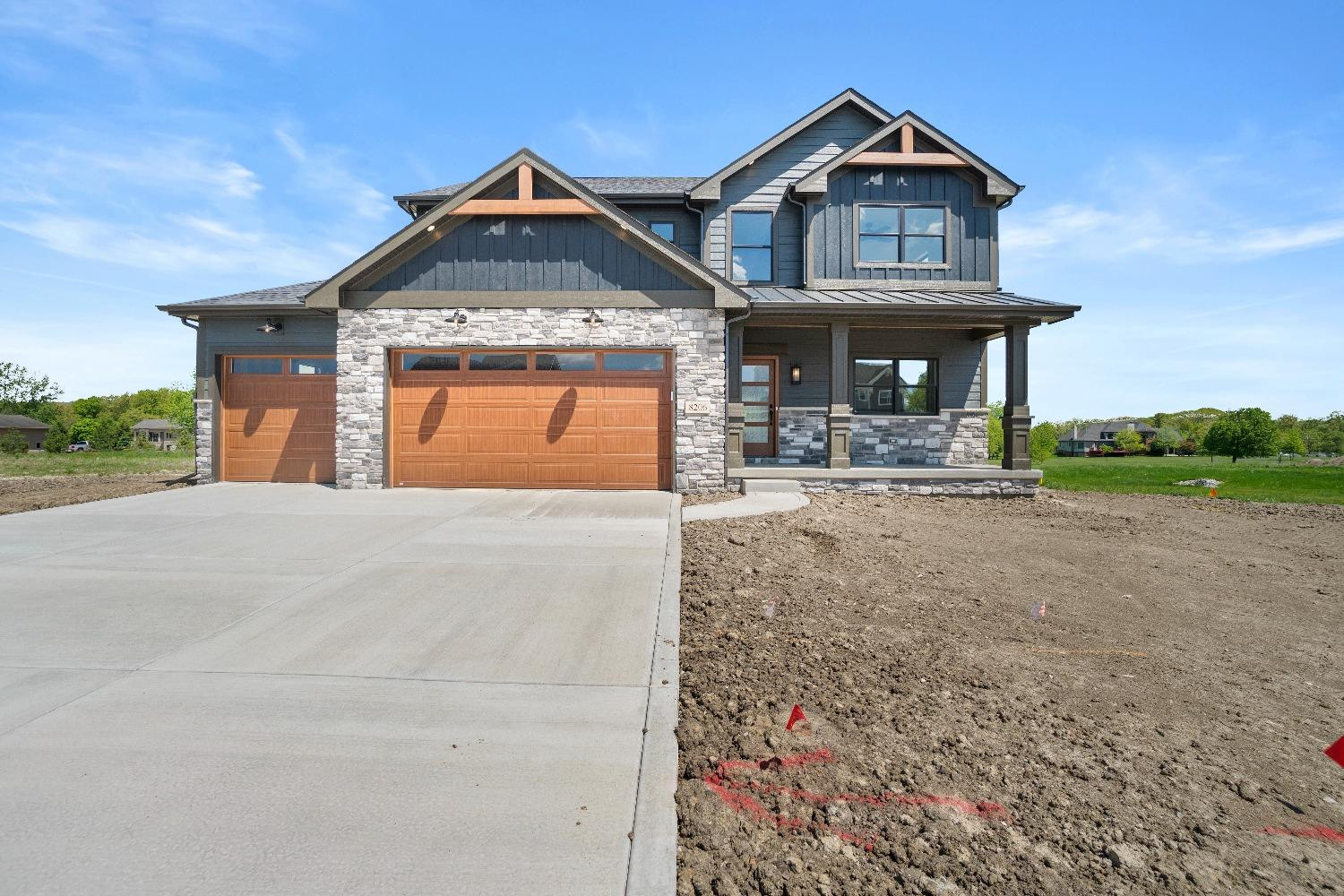9805 Beacon pointe Lane