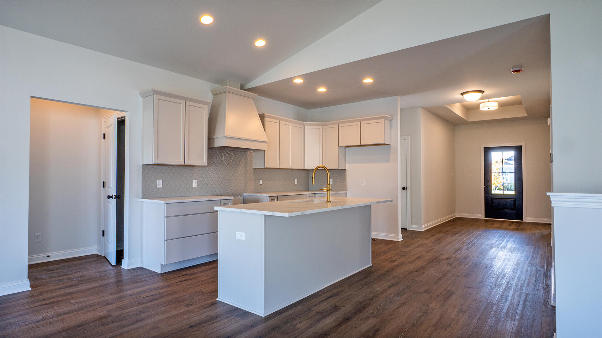 15023 Drummond Street