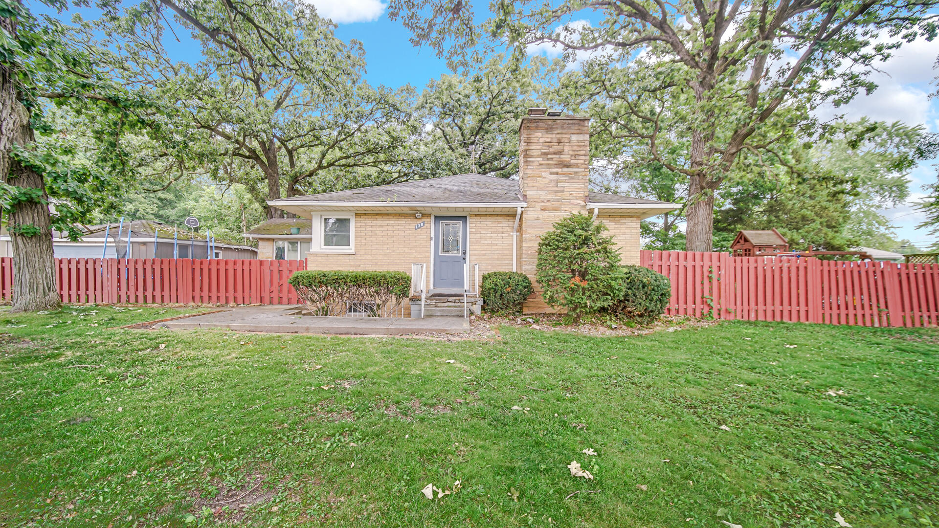 138 N Road