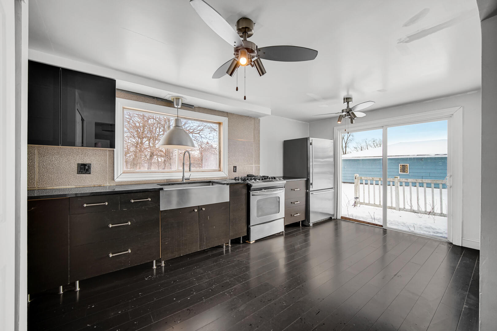 7111 Mississippi Street