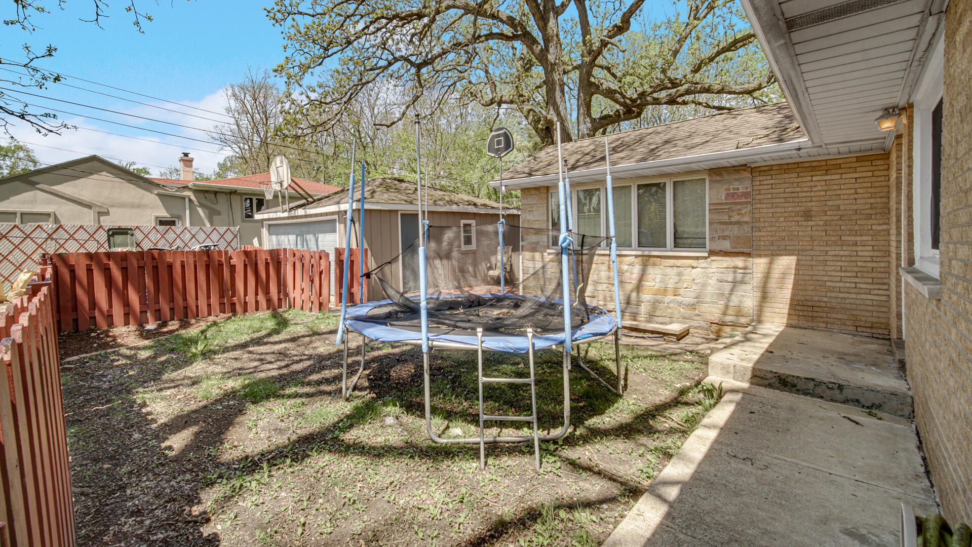 138 N Road