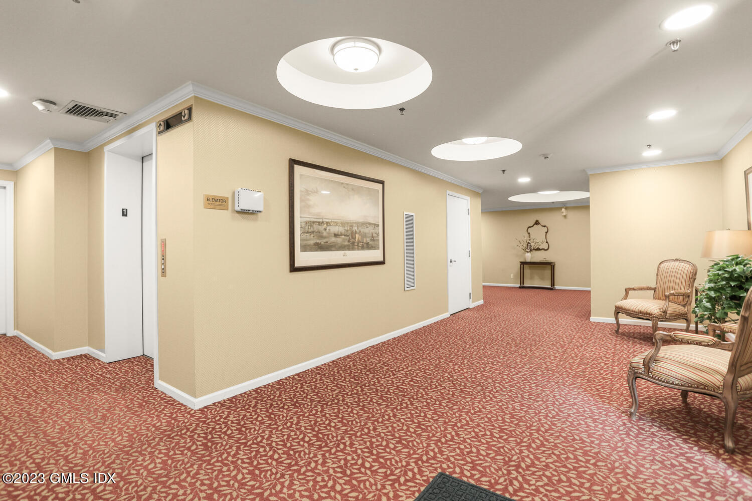 33 Lafayette Court, 2A