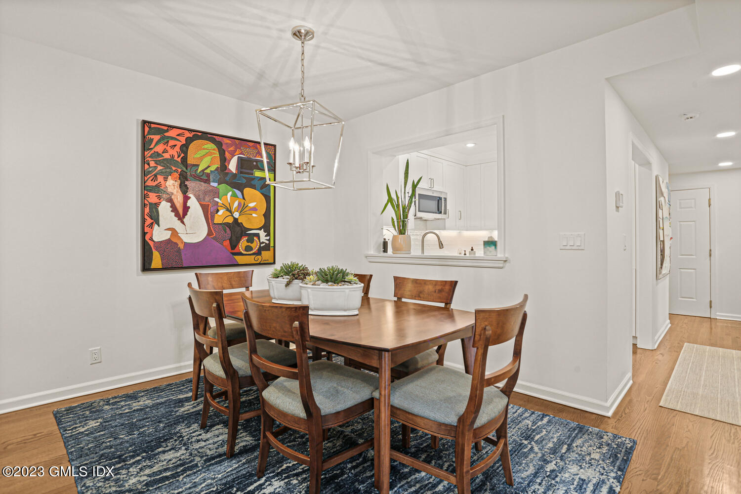 33 Lafayette Court, 2A