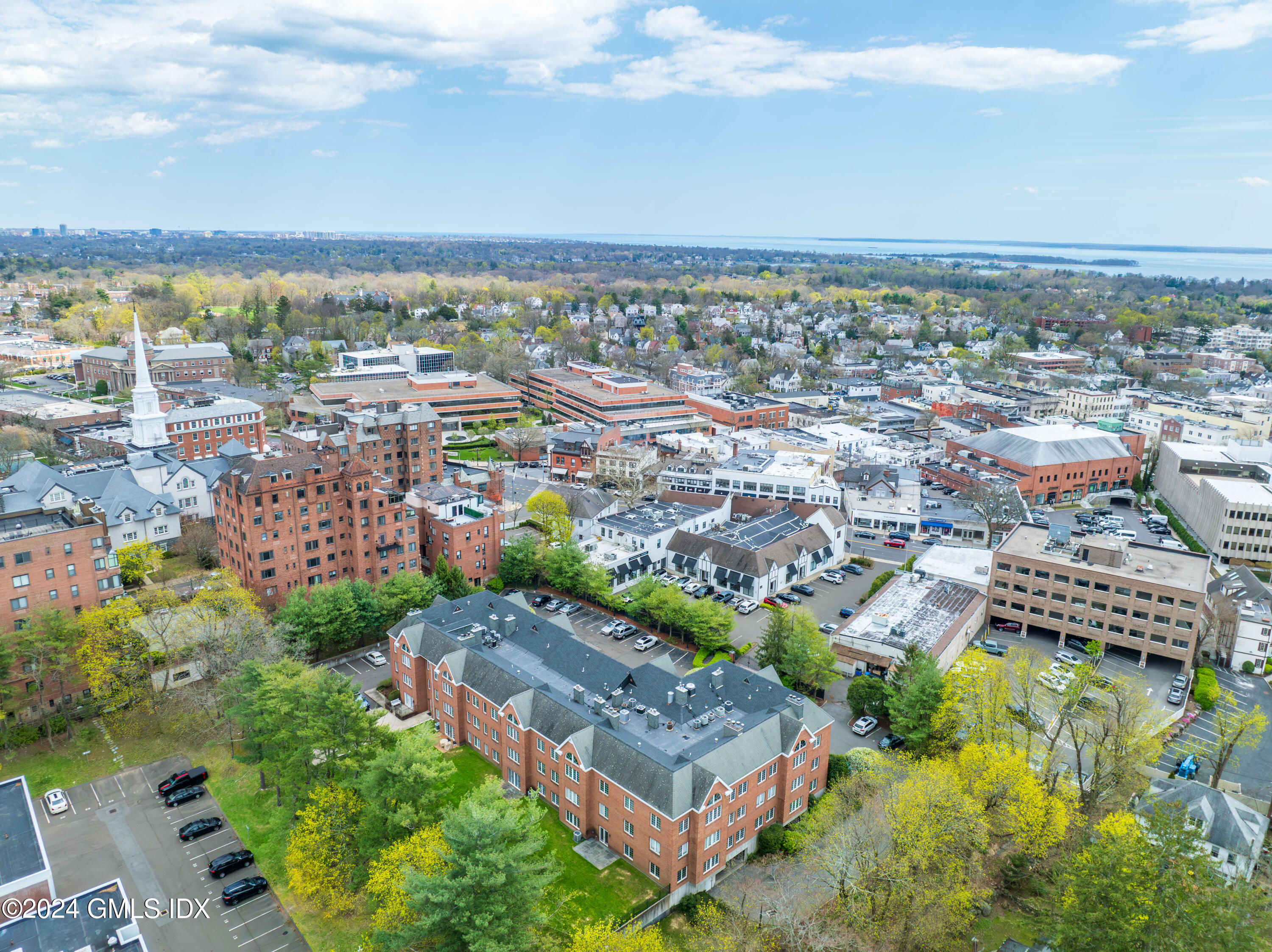 33 Lafayette Court, 1F