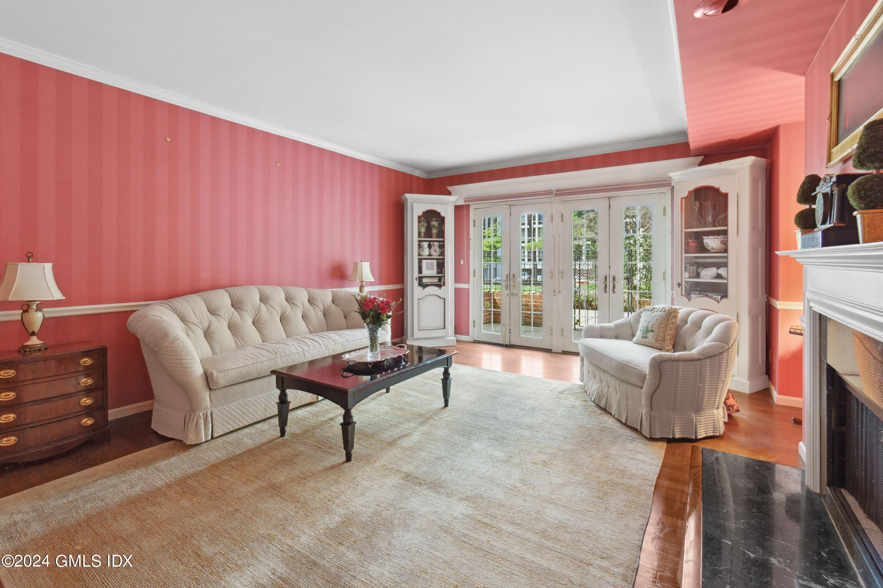 33 Lafayette Court, 1F