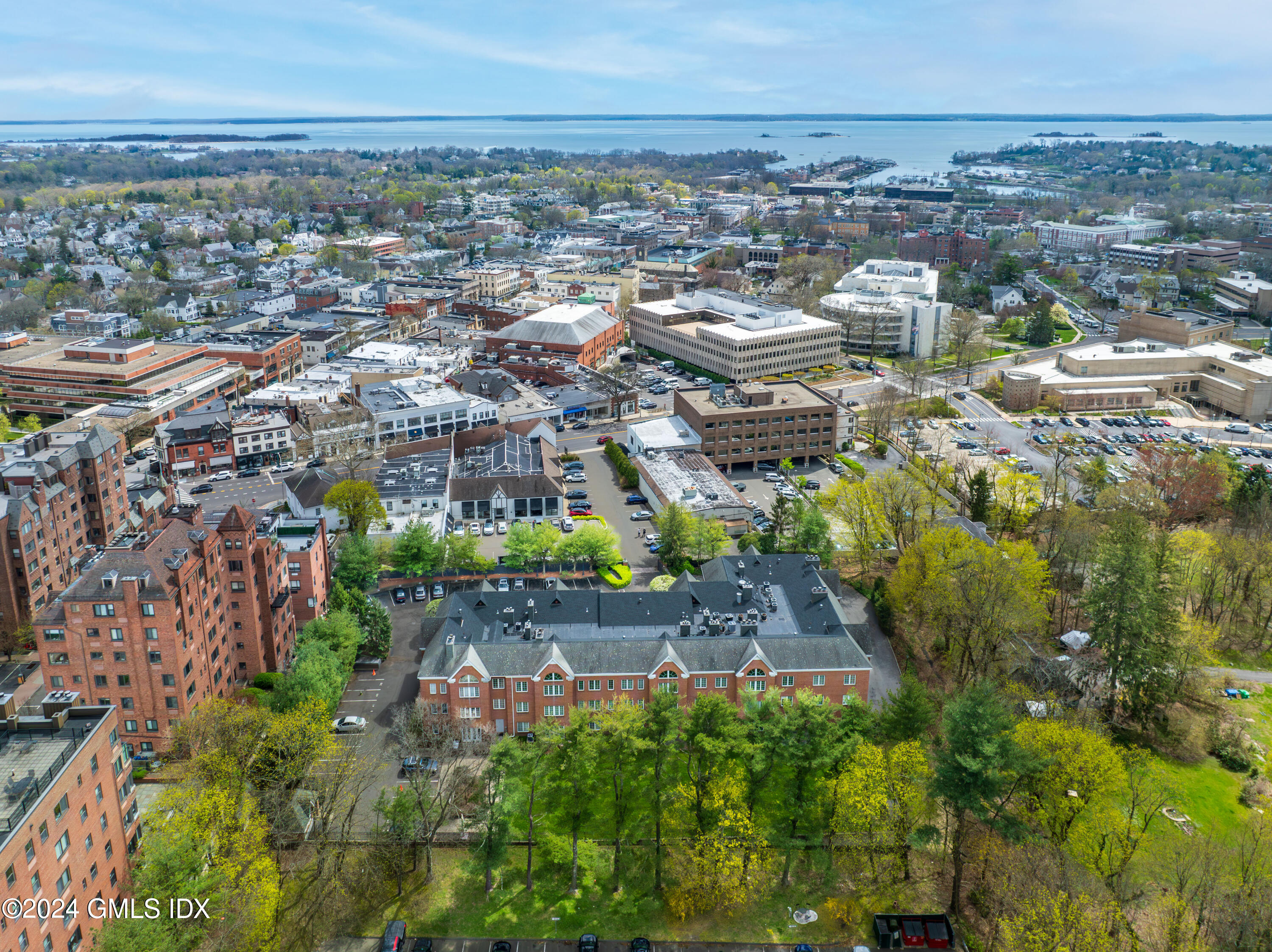 33 Lafayette Court, 1F